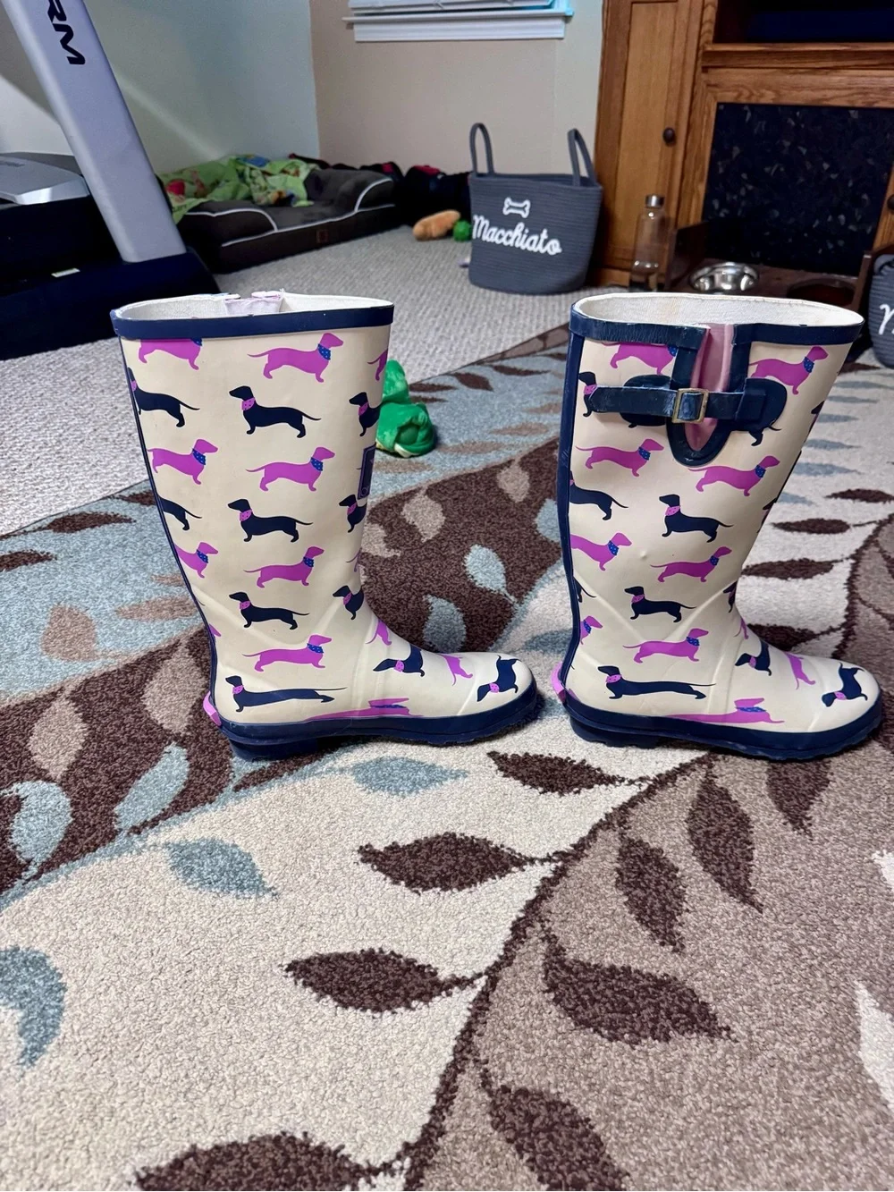 Dachshund Dog Print Rain Boots Womens 10 Cream Pink Rubber Wellington